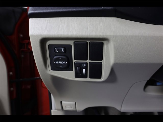 Used 2010 Toyota Prius Three image 21