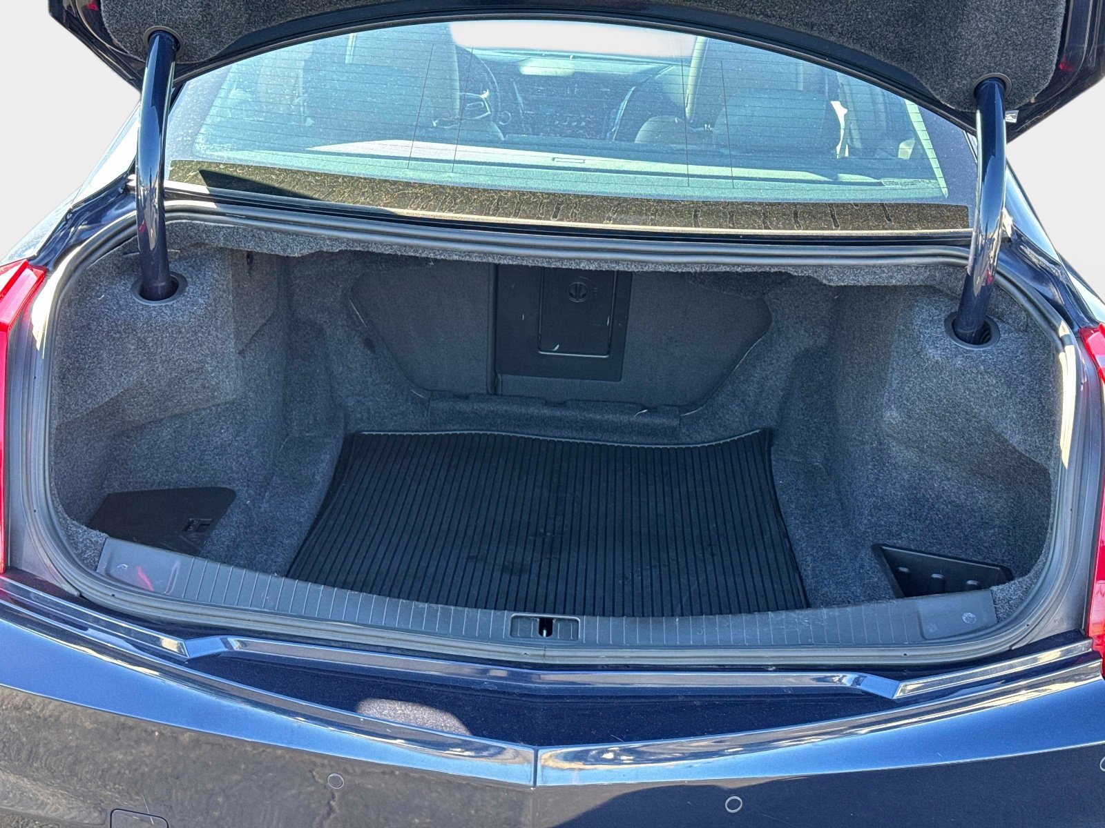 Used 2019 Cadillac CTS Luxury image 17