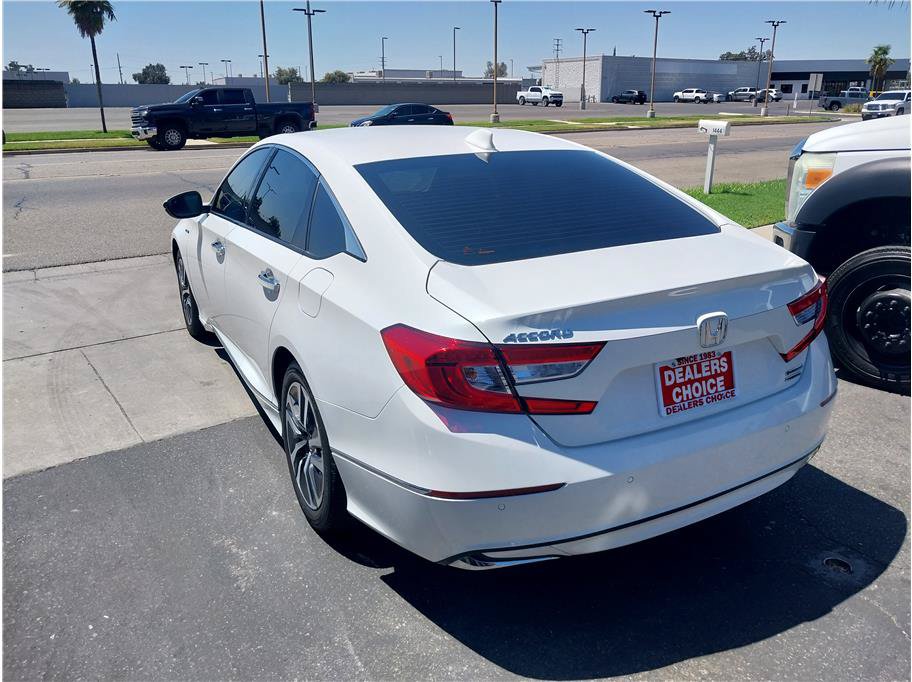 Used 2018 Honda Accord Touring image 8