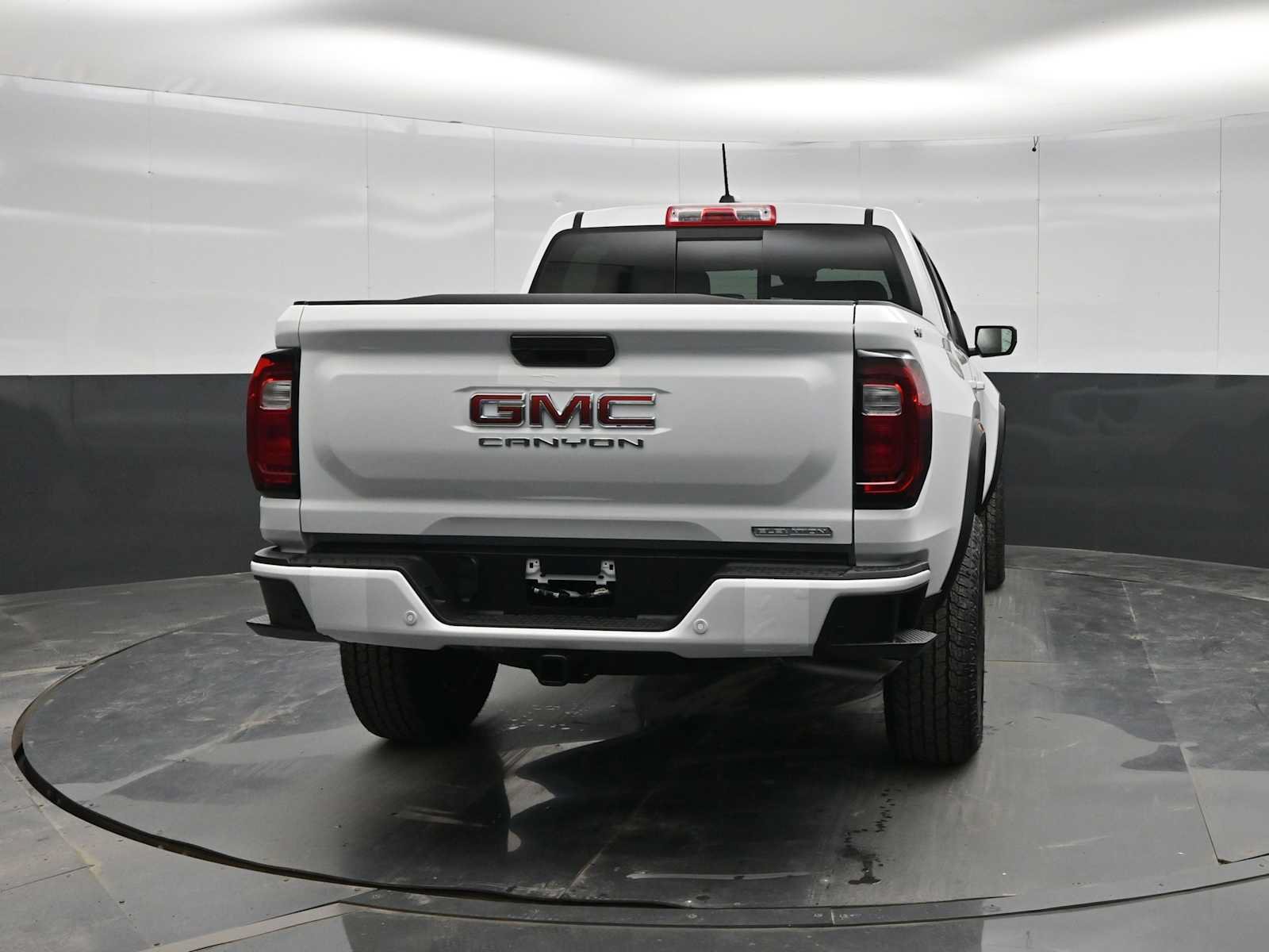 New 2026 GMC Canyon Elevation AWD/4WD image 6
