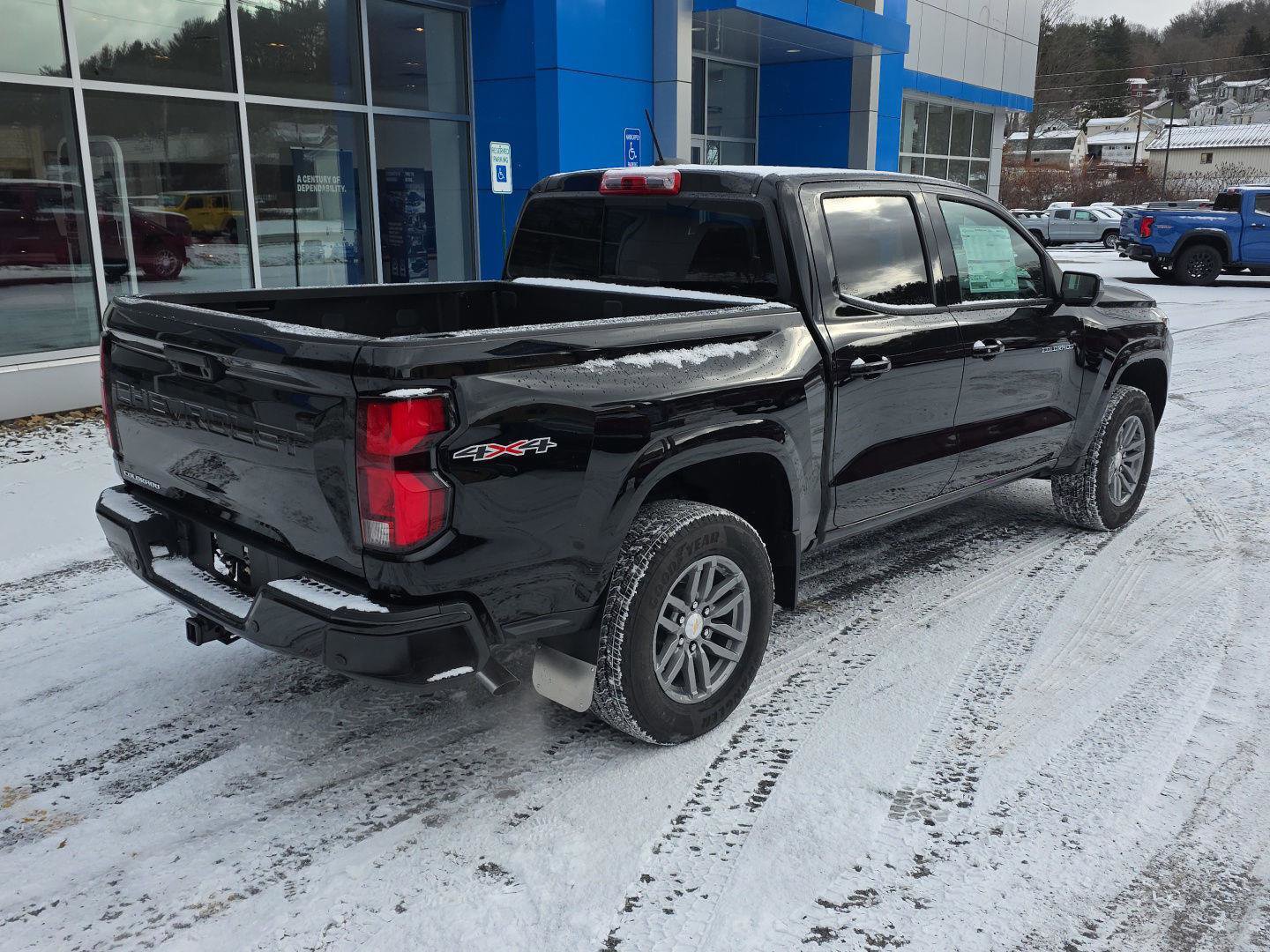 New 2025 Chevrolet Colorado LT w/ LT Convenience Package image 8