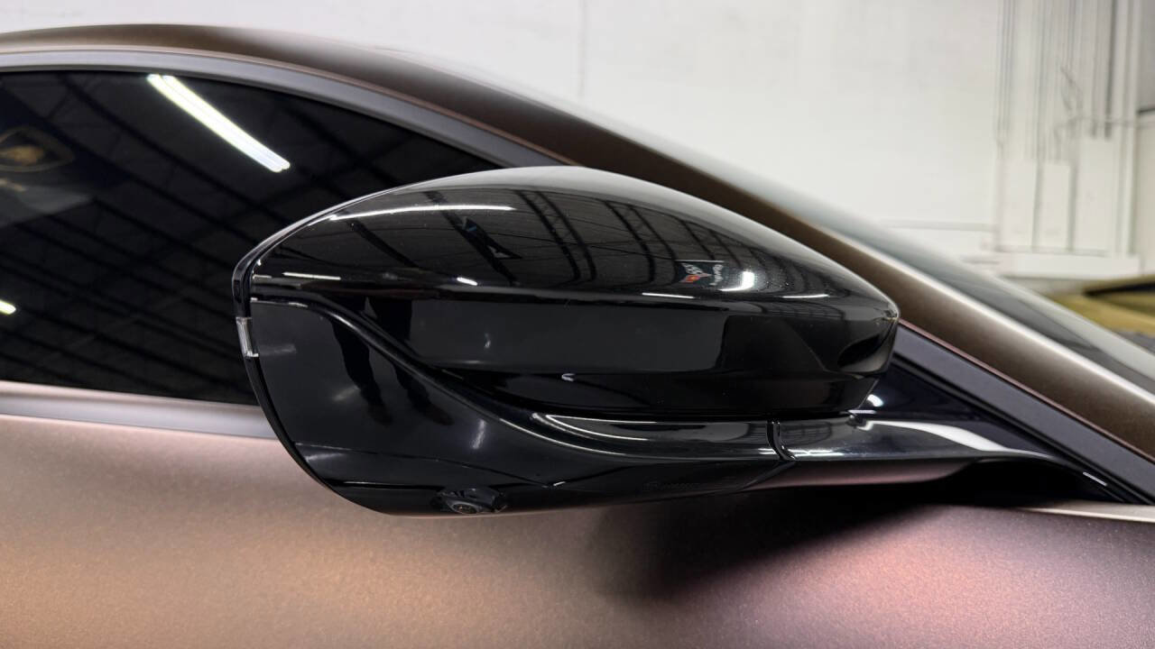 Used 2021 Aston Martin V8 Vantage Base 2dr Coupe image 6