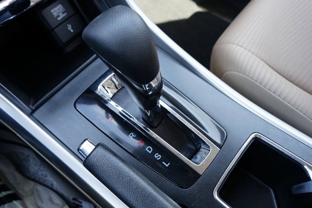 Used 2014 Honda Accord LX image 18