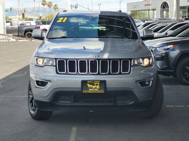 Certified 2021 Jeep Grand Cherokee Laredo AWD/4WD image 2