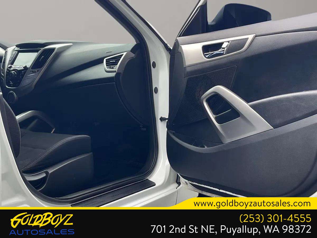 Used 2014 Hyundai Veloster image 23