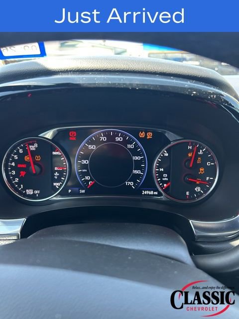 Used 2023 Chevrolet Traverse Premier image 5