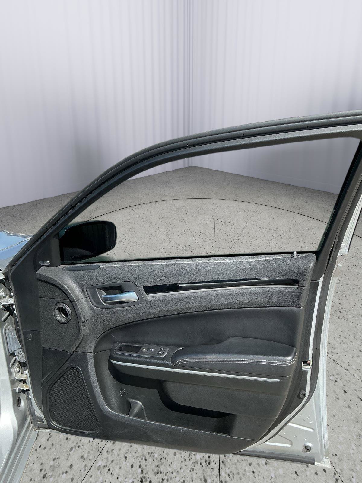 Used 2023 Chrysler 300 S RWD image 27