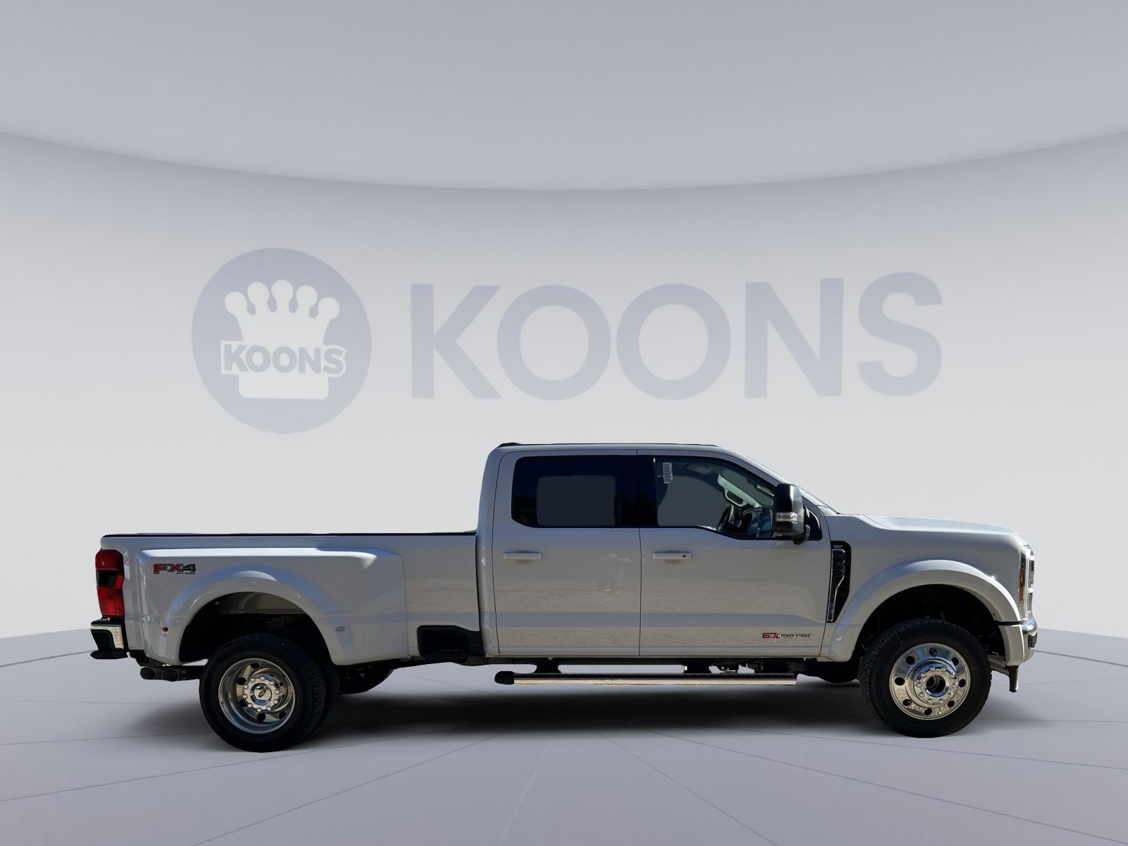 New 2026 Ford F450 XLT w/ XLT Premium Package image 8