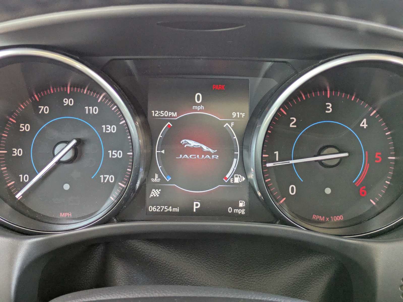 Used 2017 Jaguar XE Prestige AWD/4WD image 23