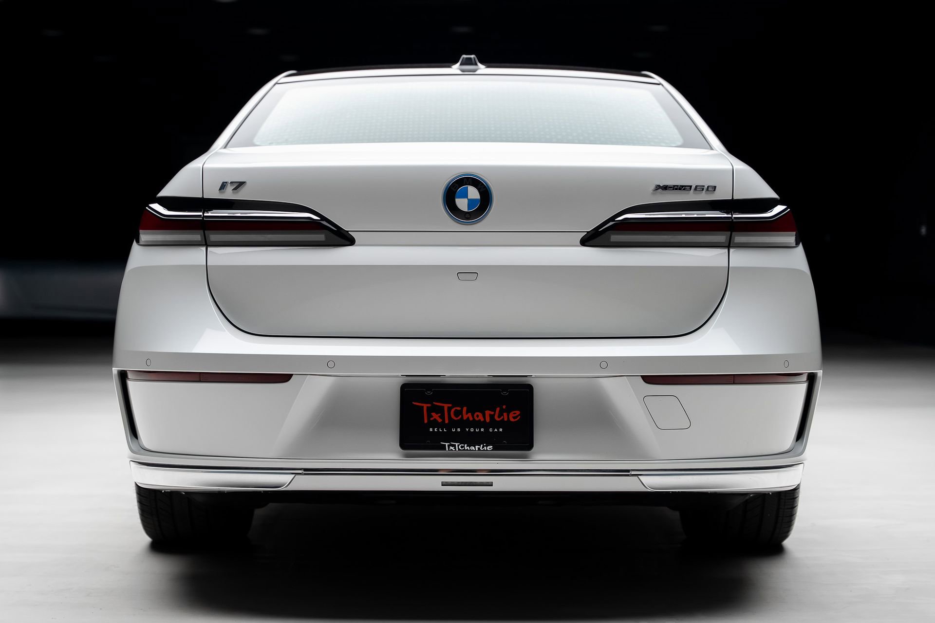 Used 2023 BMW i7 xDrive60 AWD/4WD image 27