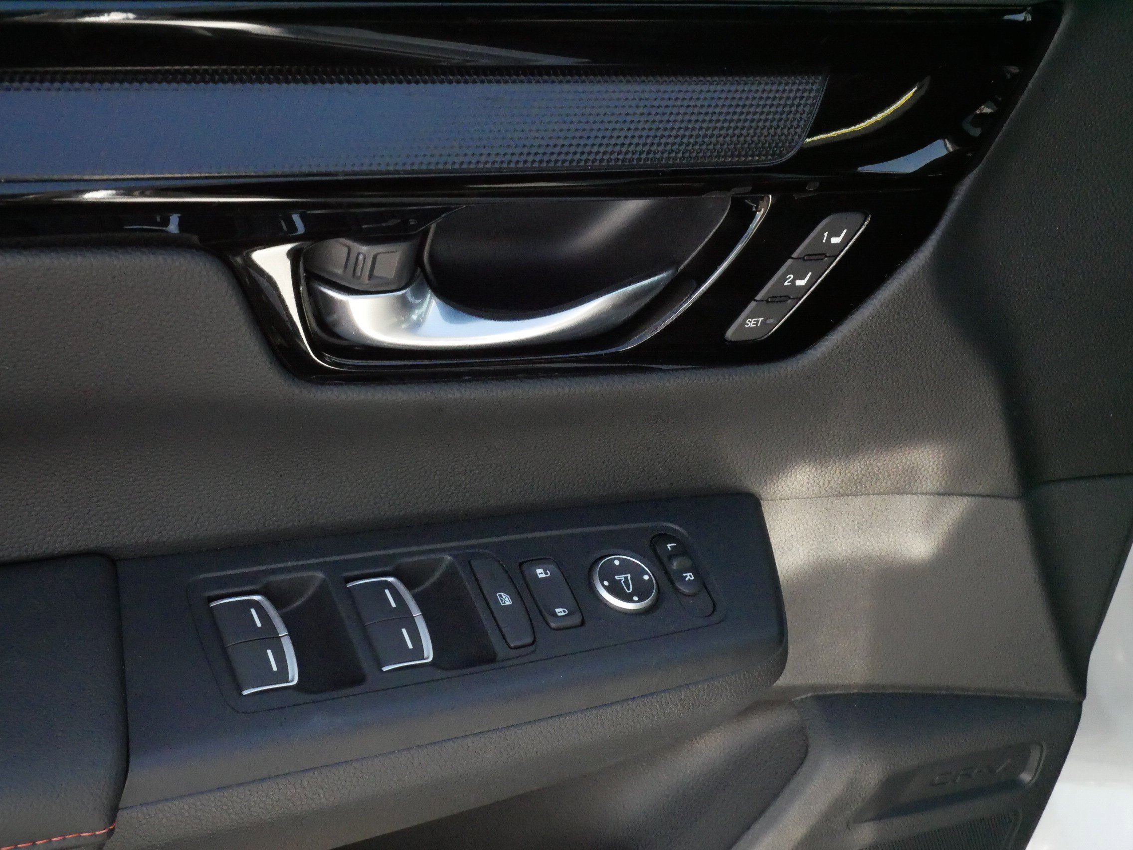 Used 2025 Honda CR-V Sport Touring image 19