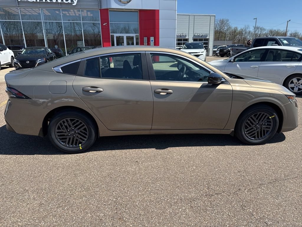 New 2026 Nissan Sentra SV w/ SV Convenience Package FWD image 8