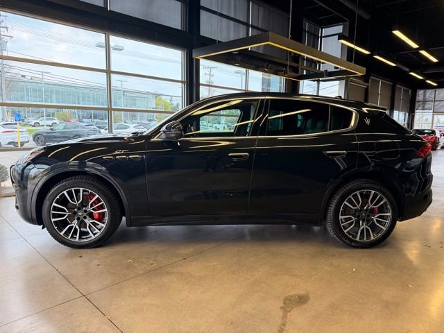 Used 2024 Maserati Grecale GT AWD/4WD image 3