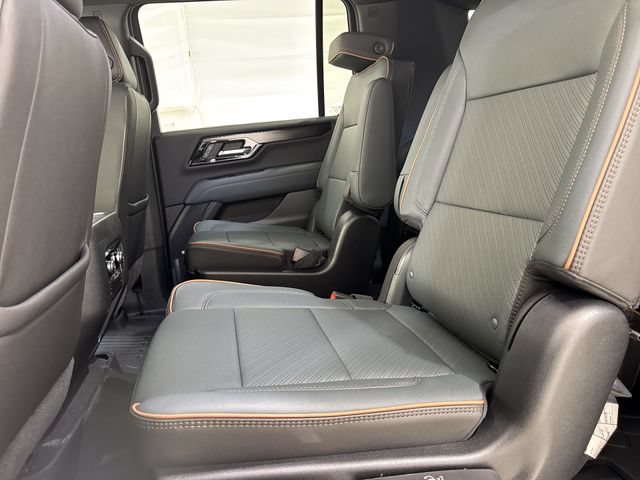 New 2026 GMC Yukon XL AT4 w/ LPO, Floor Liner Package AWD/4WD image 25