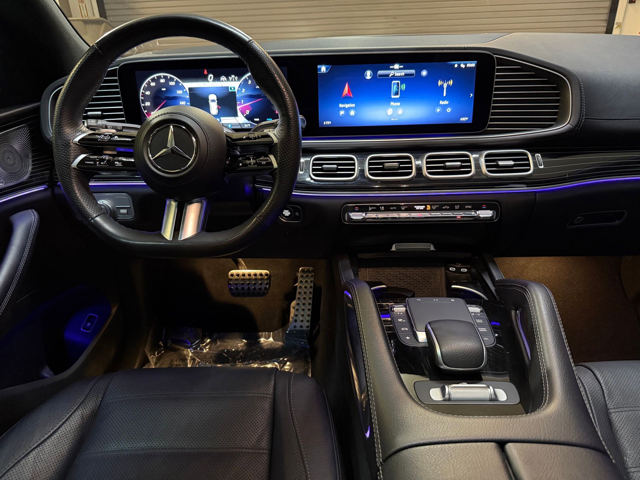 Used 2024 Mercedes-Benz GLS 450 4MATIC image 4