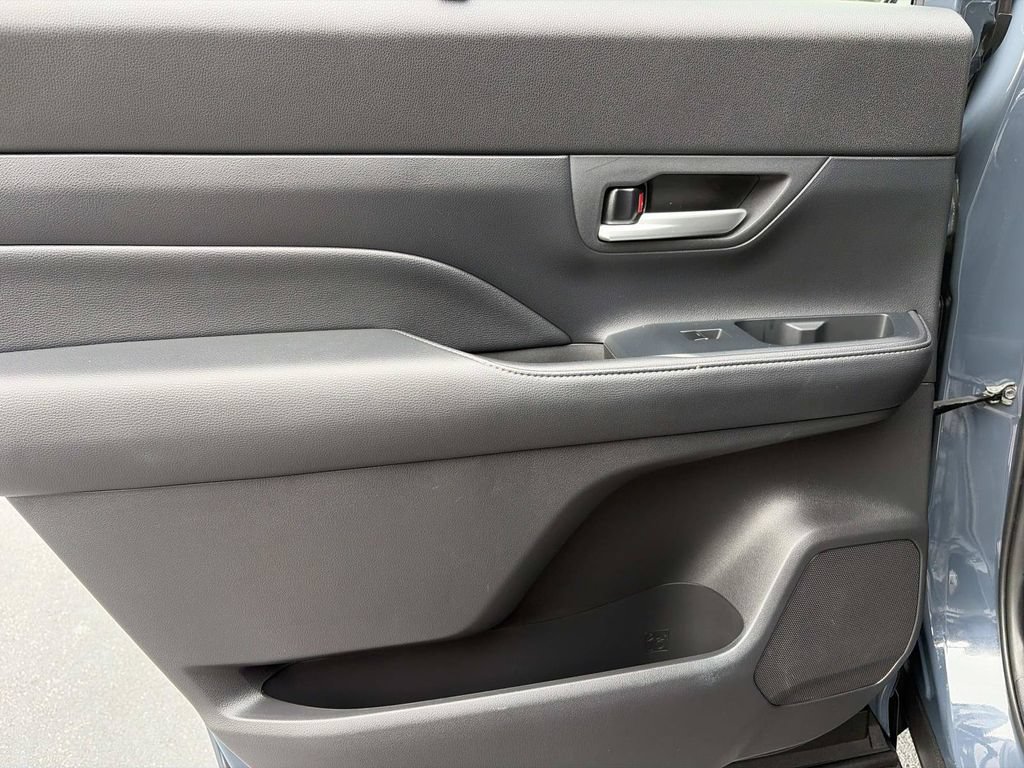 Used 2024 Toyota Grand Highlander FWD image 14