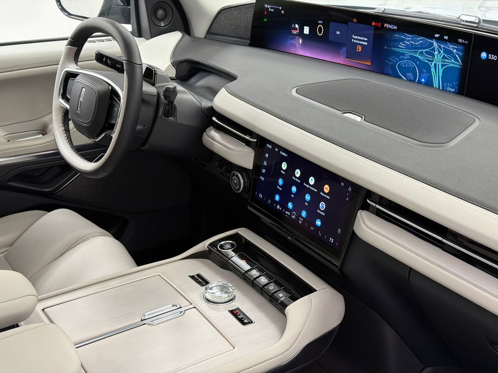 New 2026 Lincoln Navigator Reserve AWD/4WD image 12