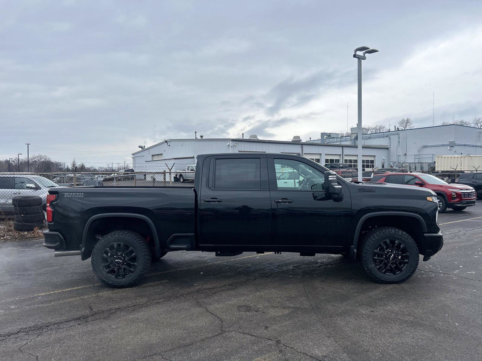 New 2026 Chevrolet Silverado 2500 LTZ w/ LTZ Plus Package AWD/4WD image 4