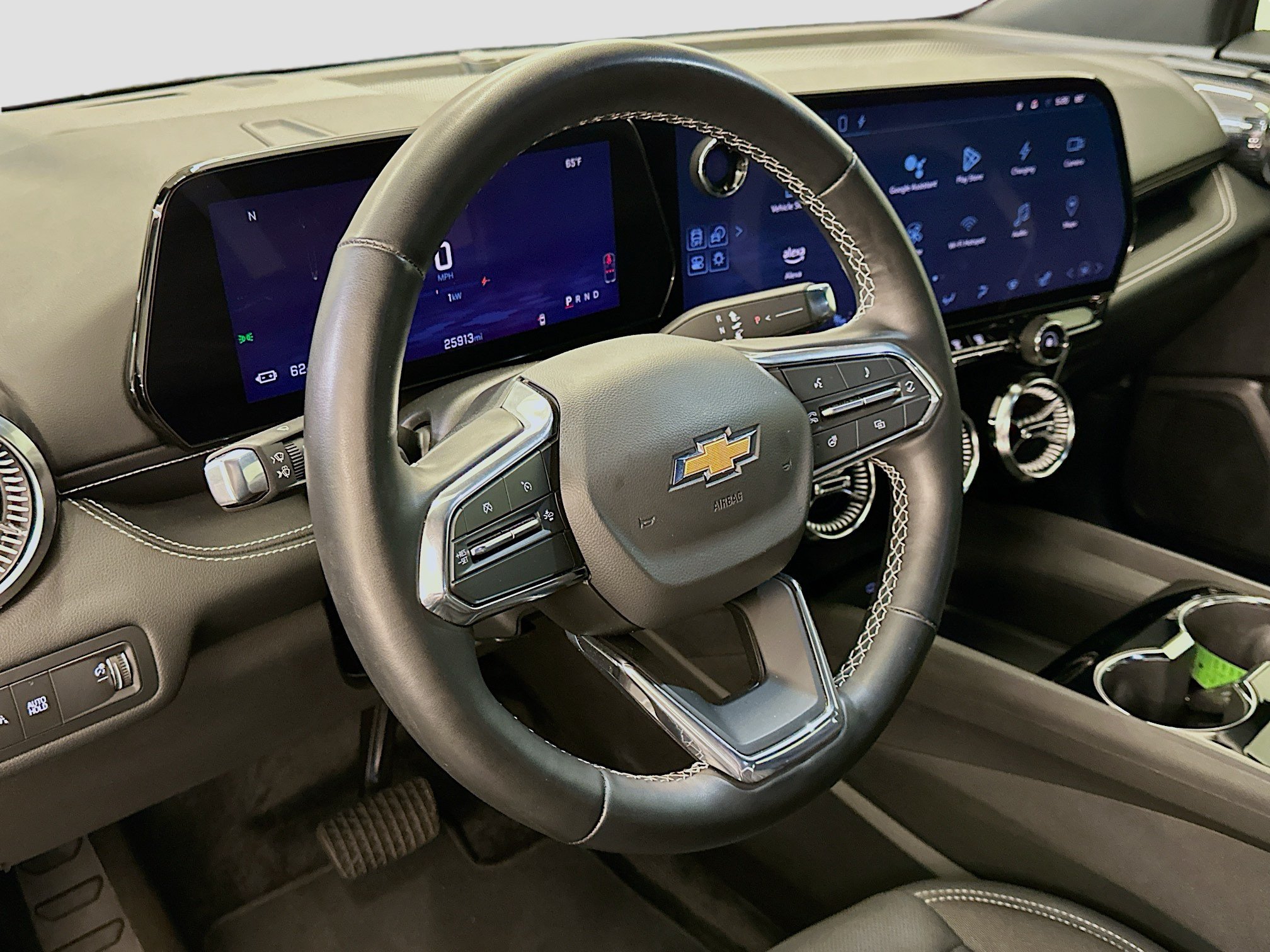 Used 2024 Chevrolet Blazer EV LT AWD/4WD image 18