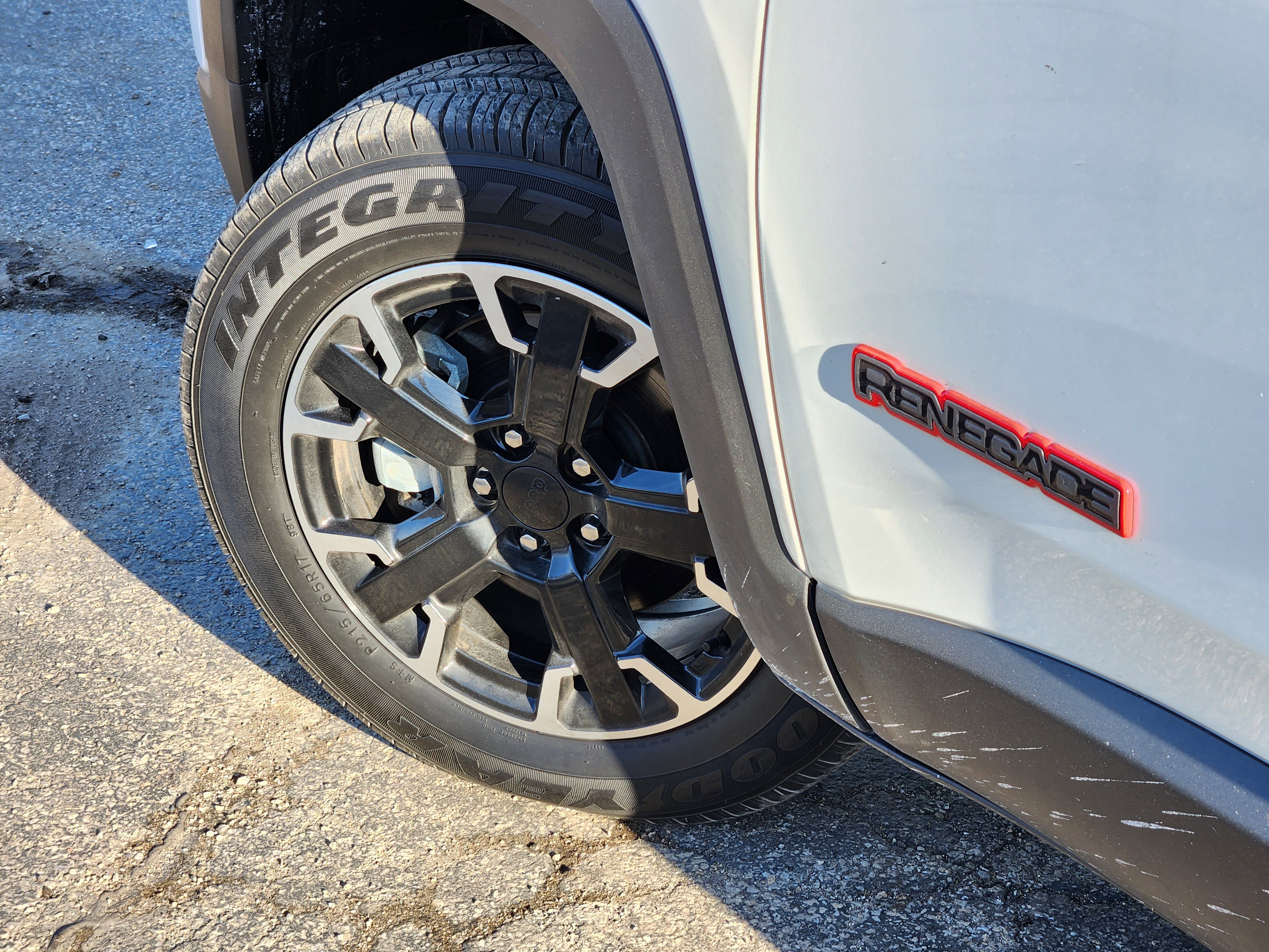 Used 2023 Jeep Renegade Trailhawk image 21