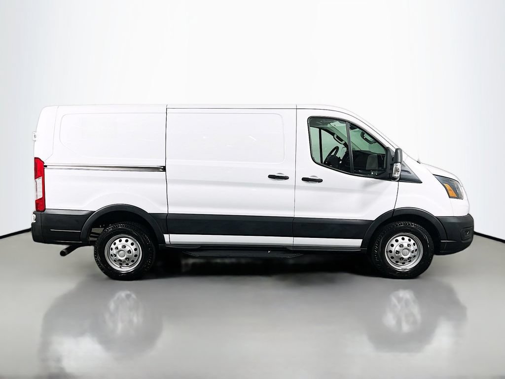 Used 2022 Ford Transit 250 Low Roof AWD image 4