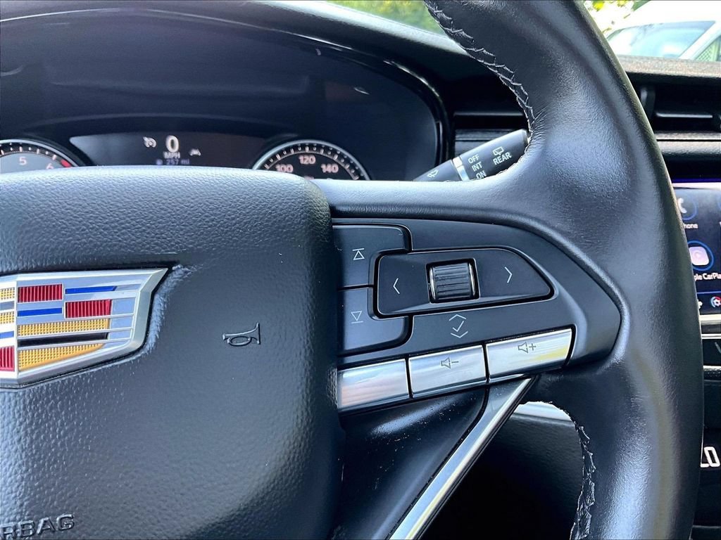 Used 2024 Cadillac XT6 Luxury AWD/4WD image 25