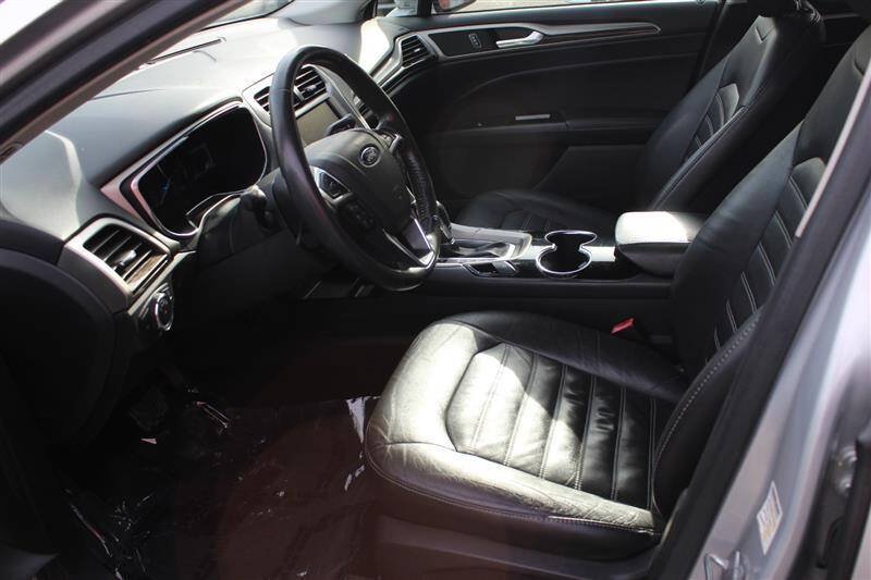 Used 2014 Ford Fusion Energi SE FWD image 18