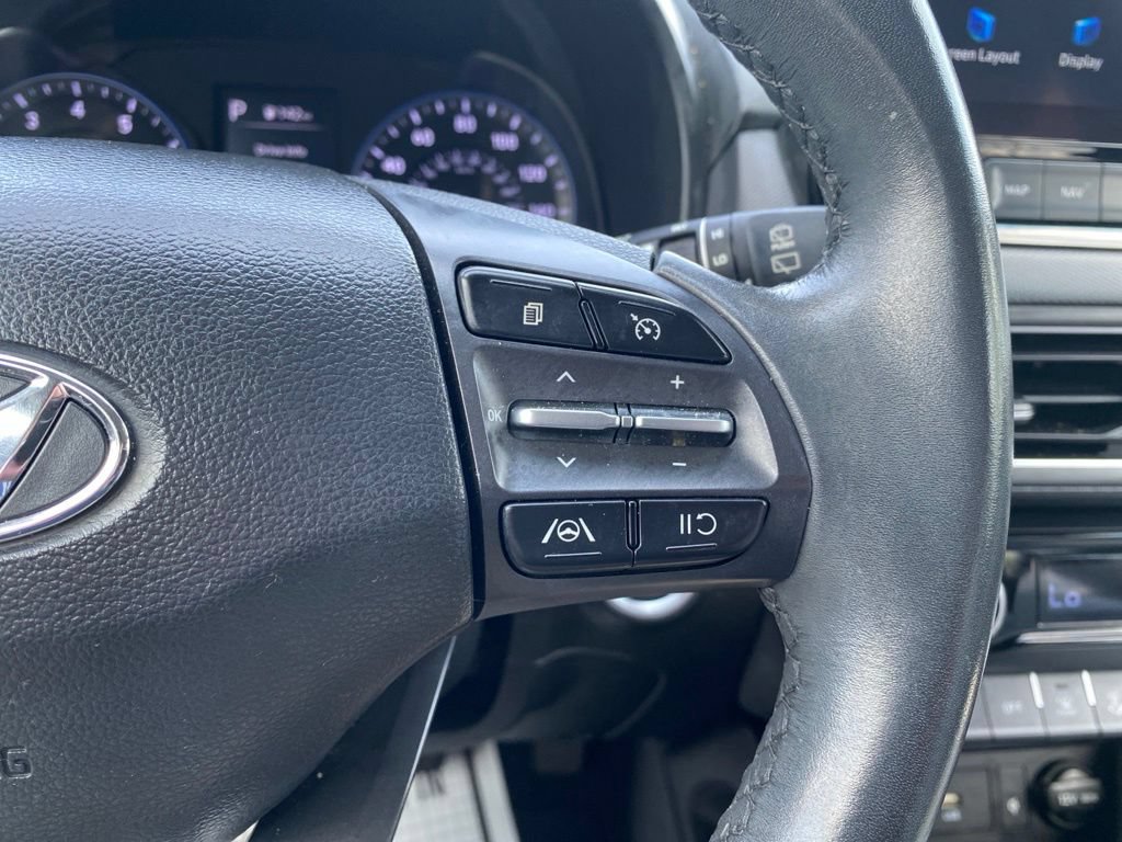 Certified 2023 Hyundai Kona SEL w/ Convenience Package AWD/4WD image 23