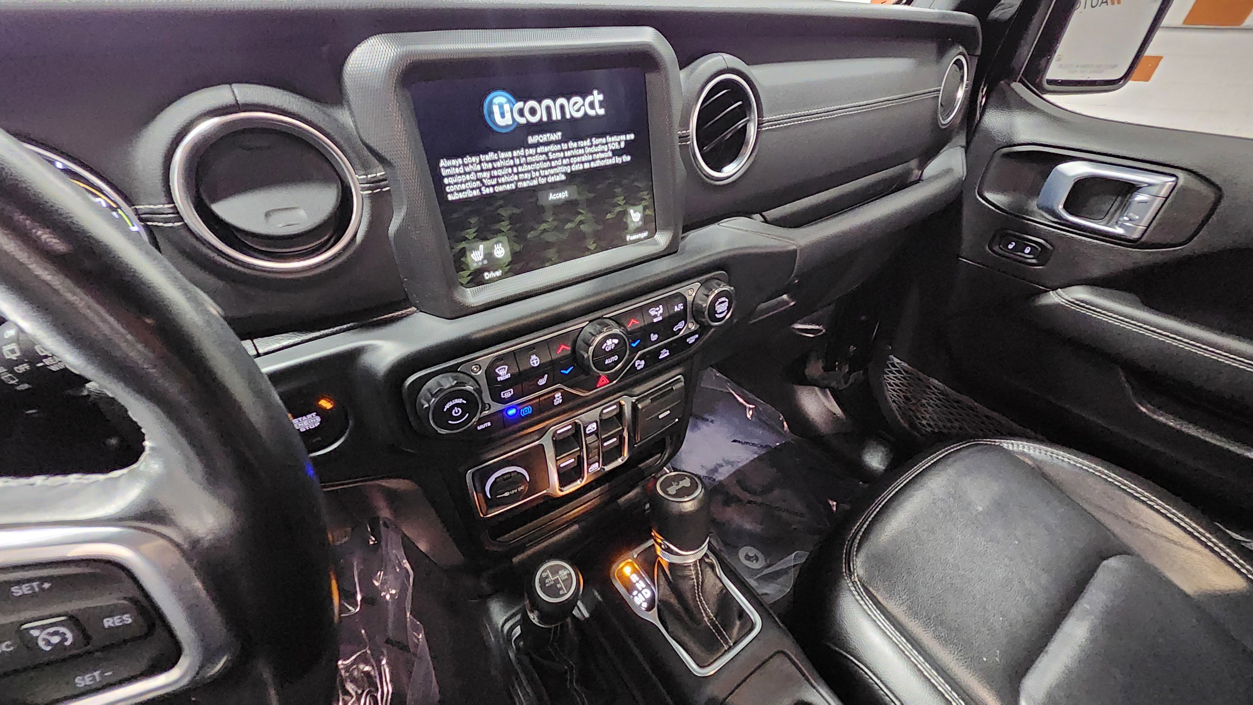 Used 2021 Jeep Wrangler Unlimited Sahara w/ Cold Weather Group image 26