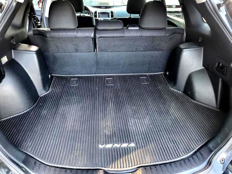 Used 2013 Toyota Venza LE image 21