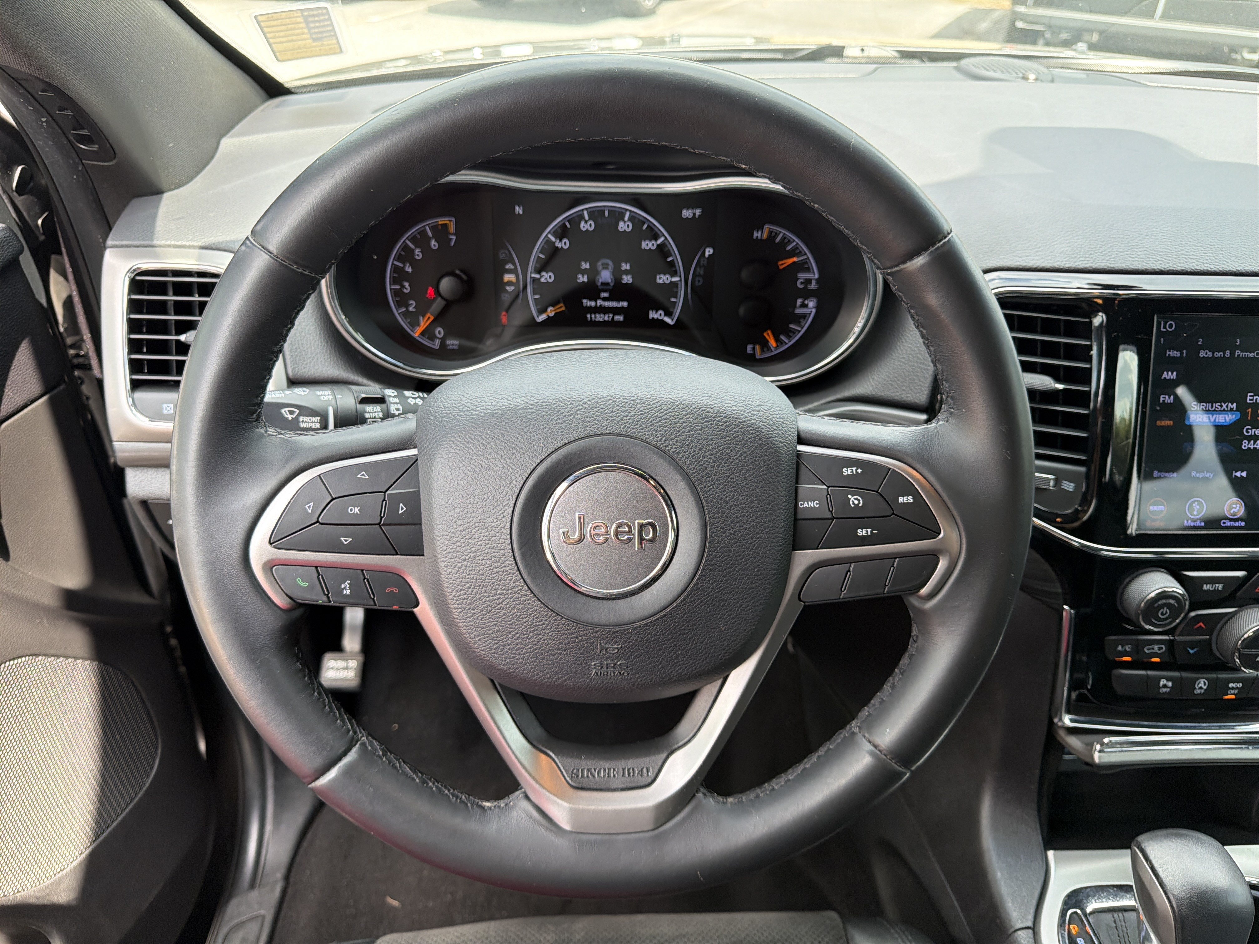 Used 2019 Jeep Grand Cherokee Laredo w/ Laredo X Package RWD image 29