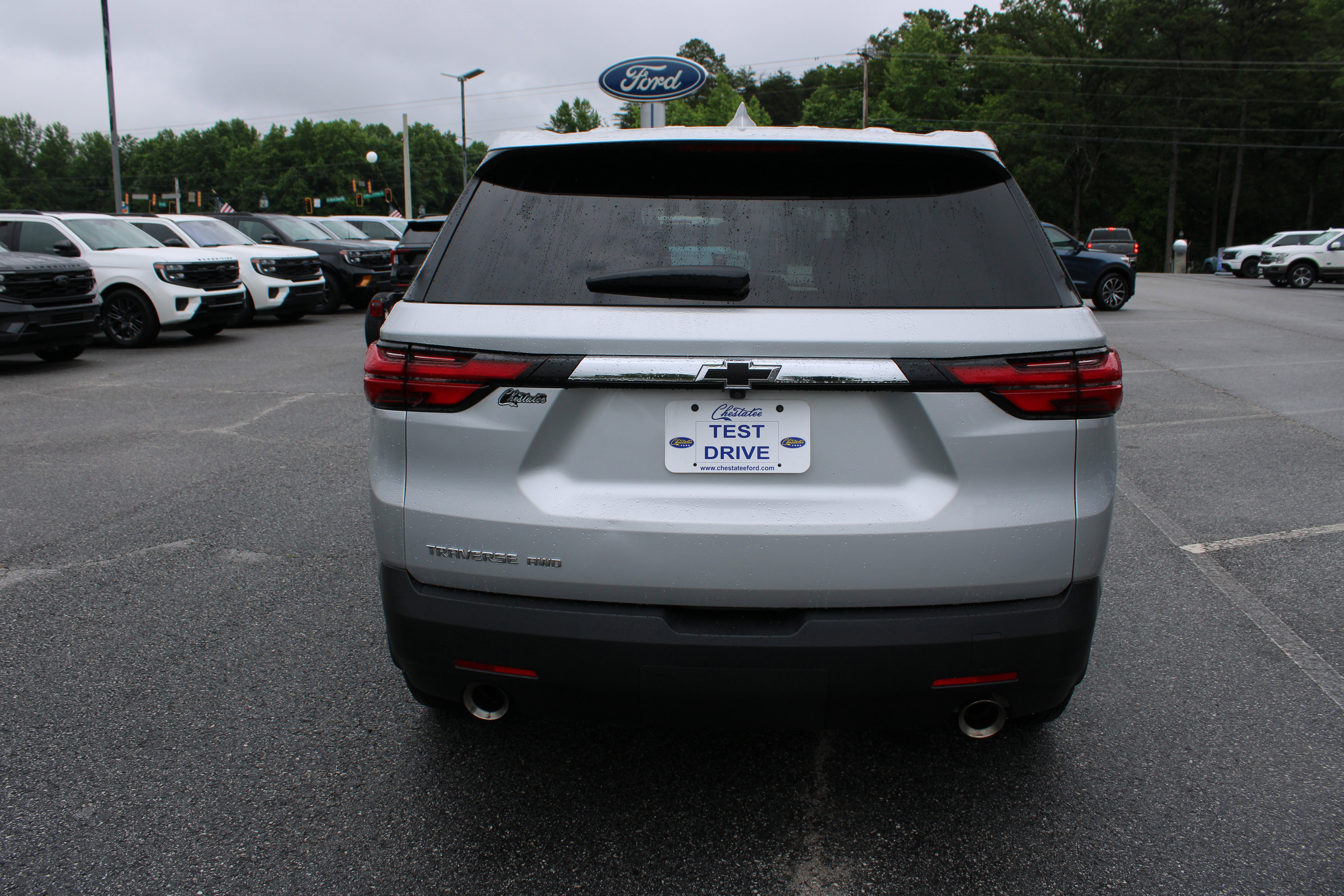 Used 2022 Chevrolet Traverse LS w/ LPO, Cargo Package AWD/4WD image 7
