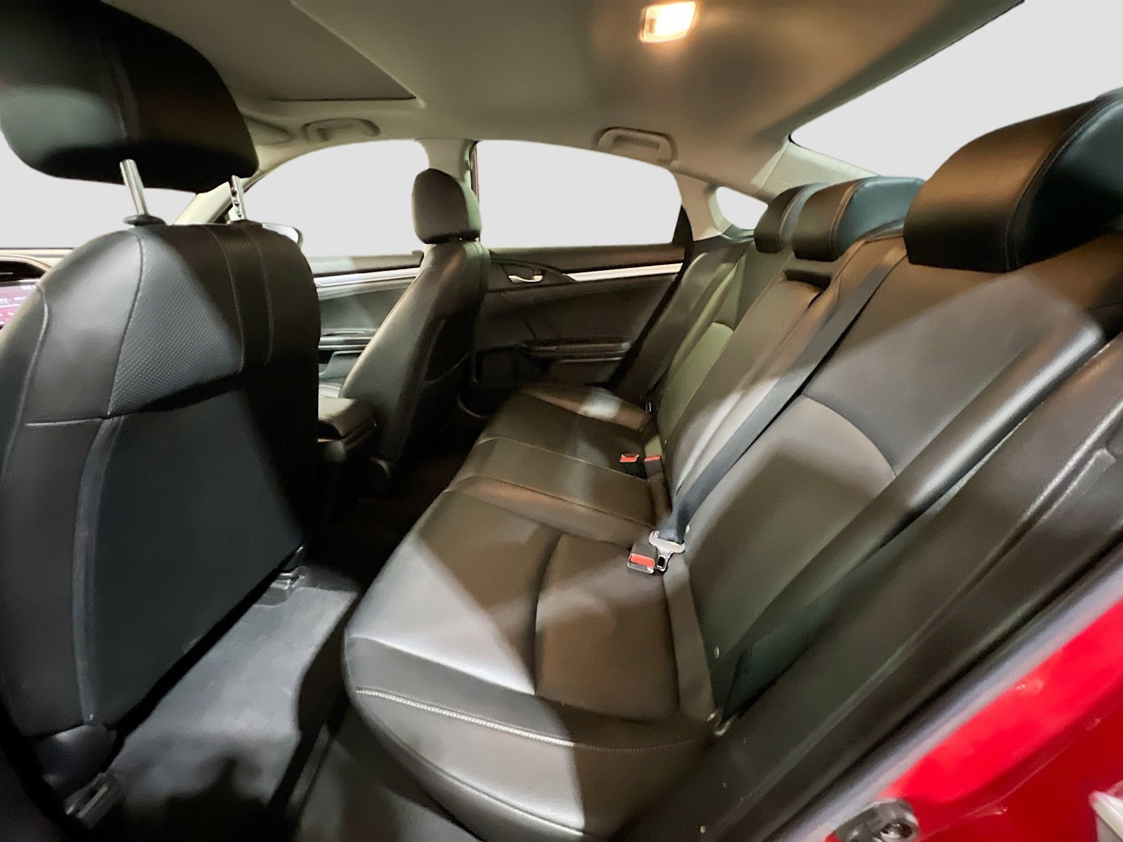 Used 2018 Honda Civic EX-L image 16