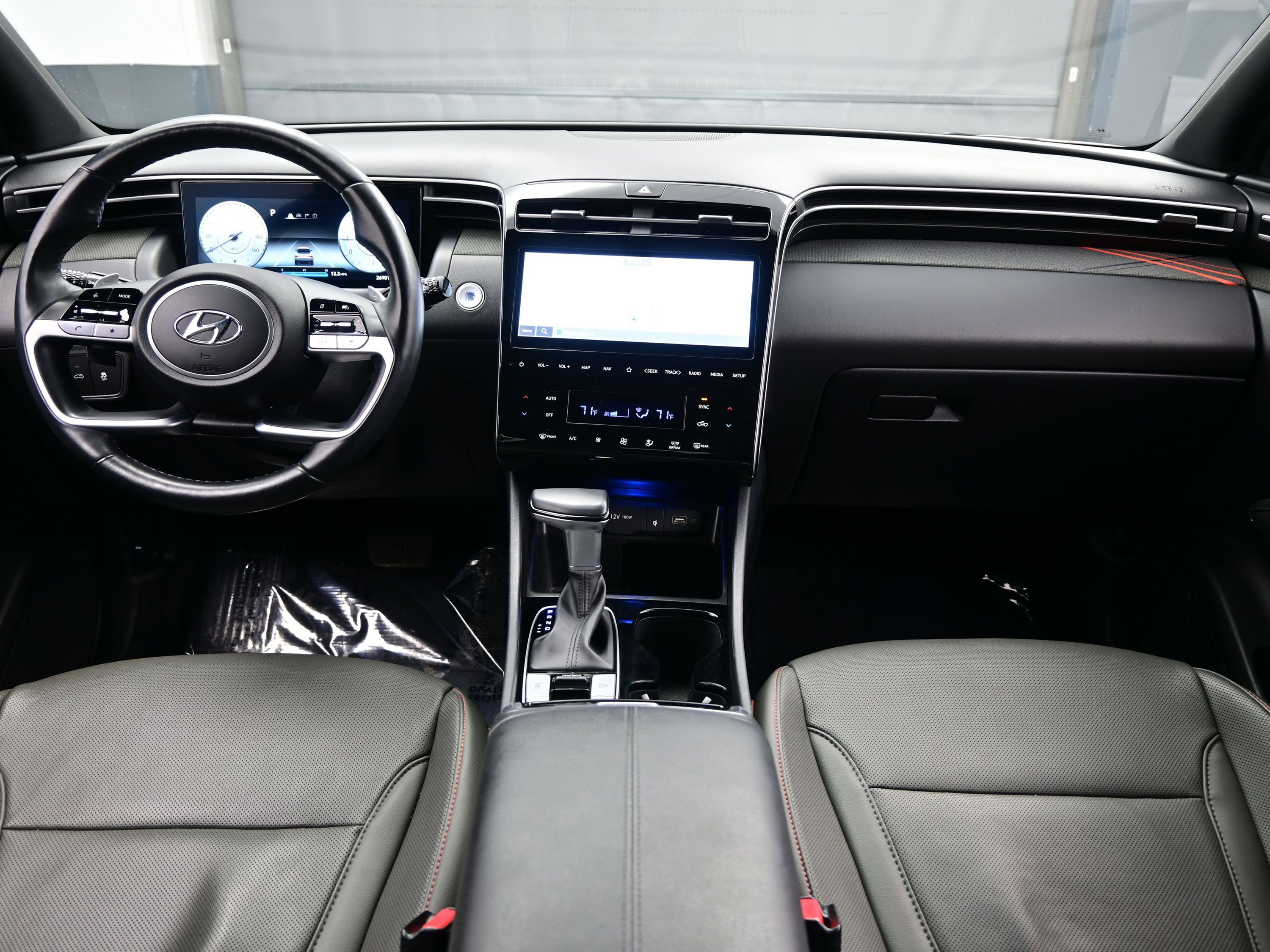 Certified 2023 Hyundai Santa Cruz Limited w/ Winter Package image 17