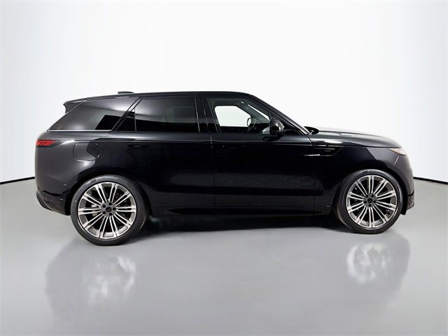 New 2026 Land Rover Range Rover Sport Dynamic SE image 4