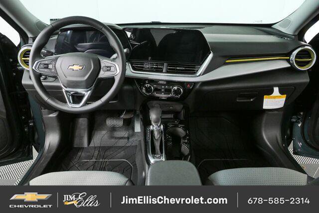 New 2026 Chevrolet Trax LT w/ Sunroof Package FWD image 15