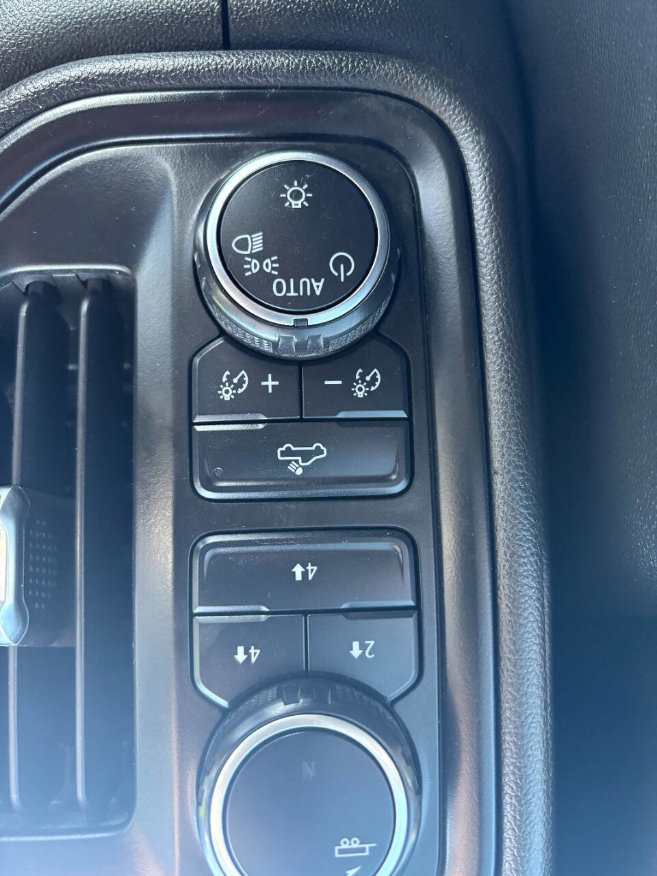 Used 2020 Chevrolet Silverado 2500 W/T w/ WT Fleet Convenience Package image 4