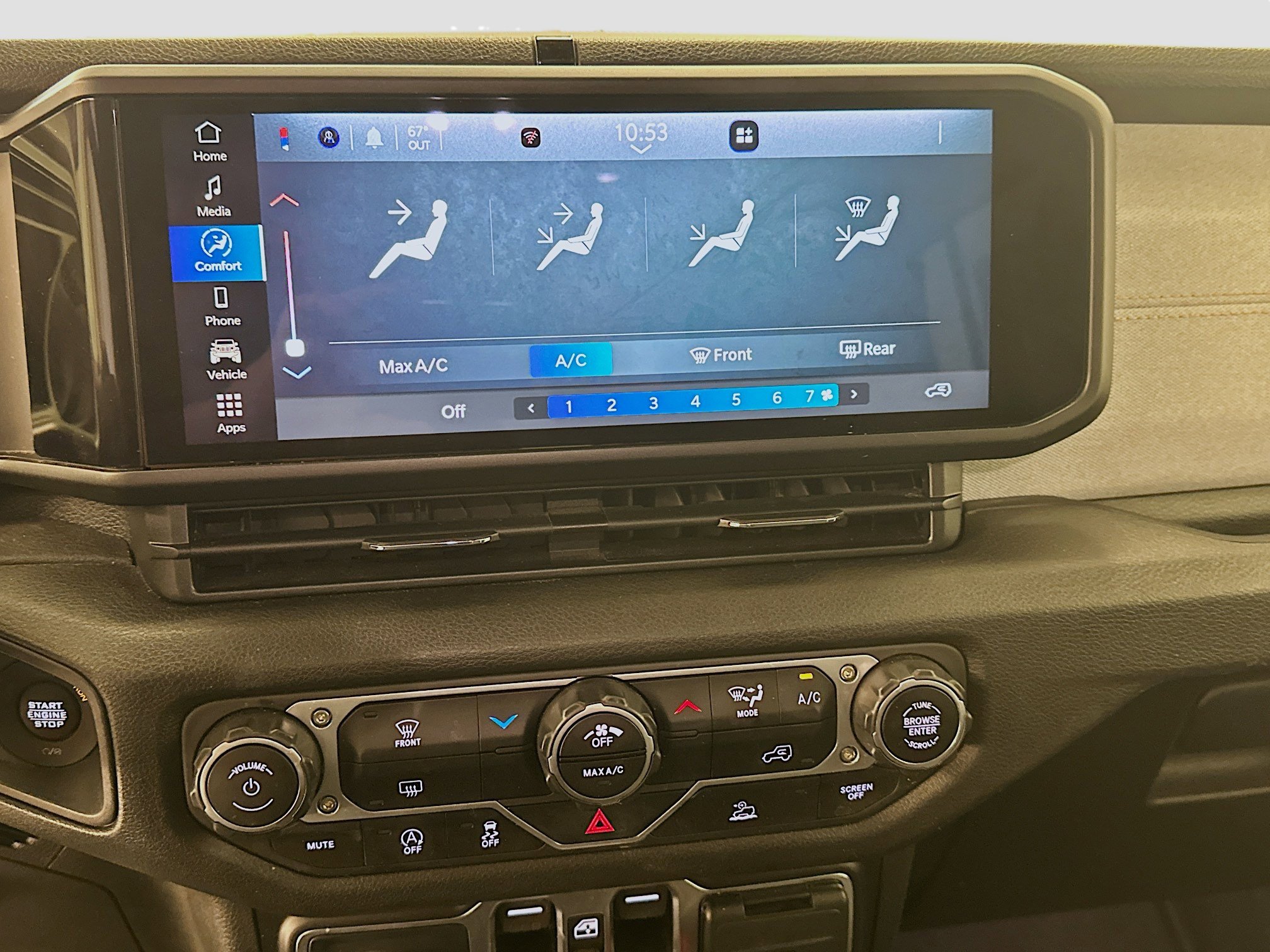 Used 2025 Jeep Wrangler Sport S image 24