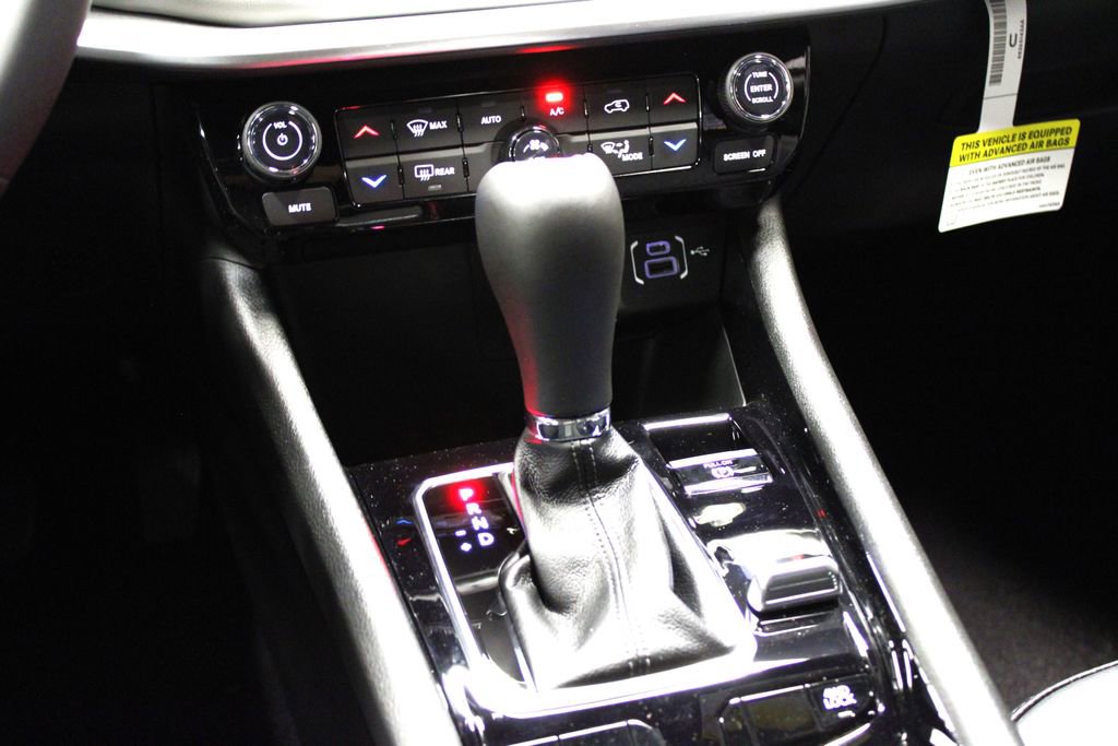 New 2026 Jeep Compass Limited image 20