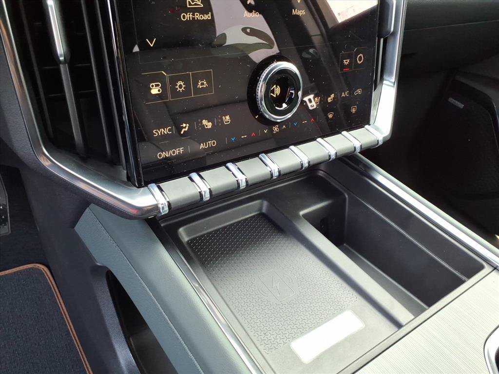 New 2026 GMC Acadia AT4 w/ Luxury Package AWD/4WD image 14