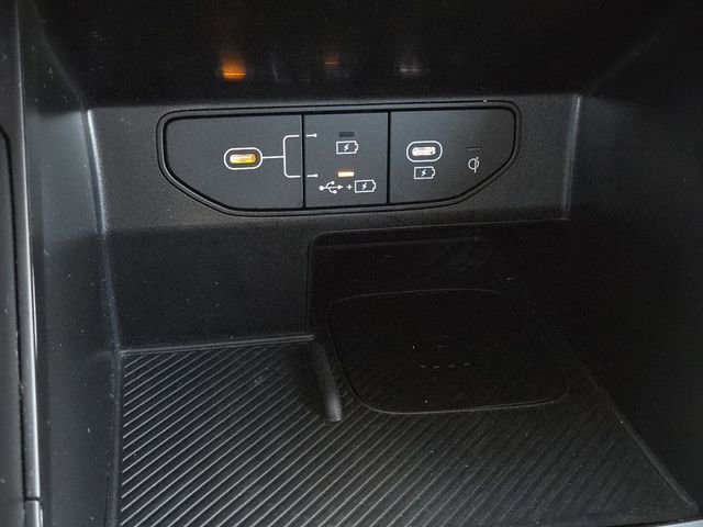 Used 2025 Kia Sorento S w/ Panoramic Sunroof Package image 7