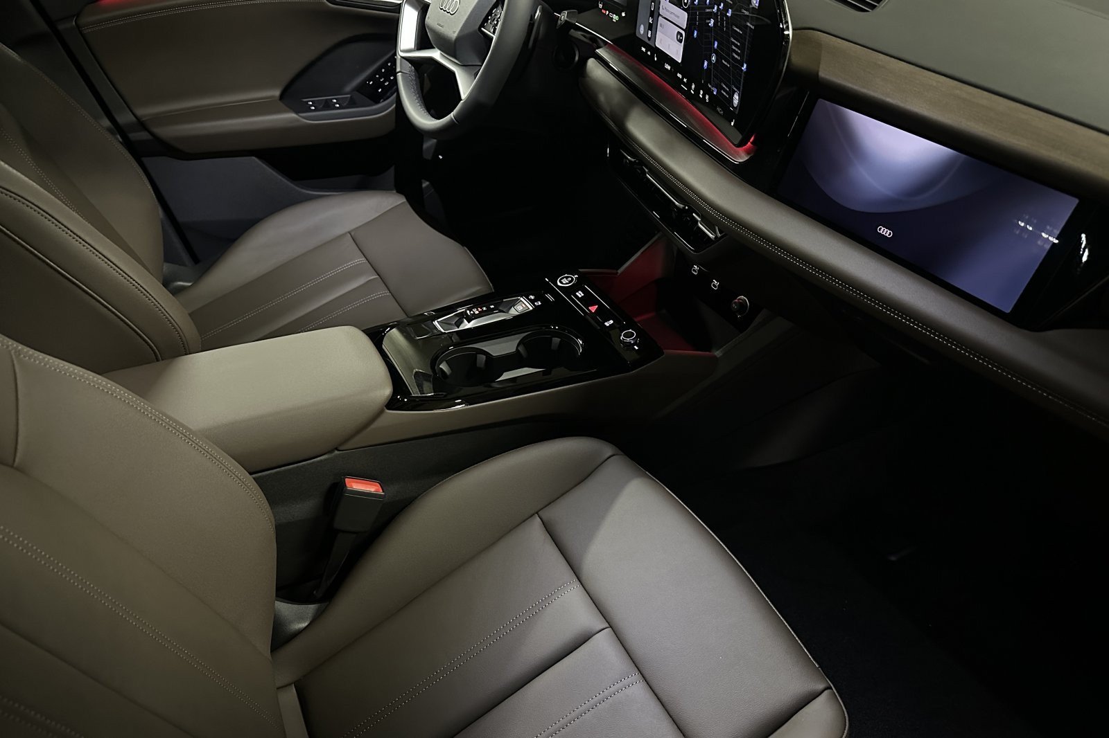 New 2027 Audi Q6 e-tron Premium Plus AWD/4WD image 15