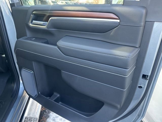 New 2026 GMC Sierra 3500 Denali w/ Denali Reserve Package image 22