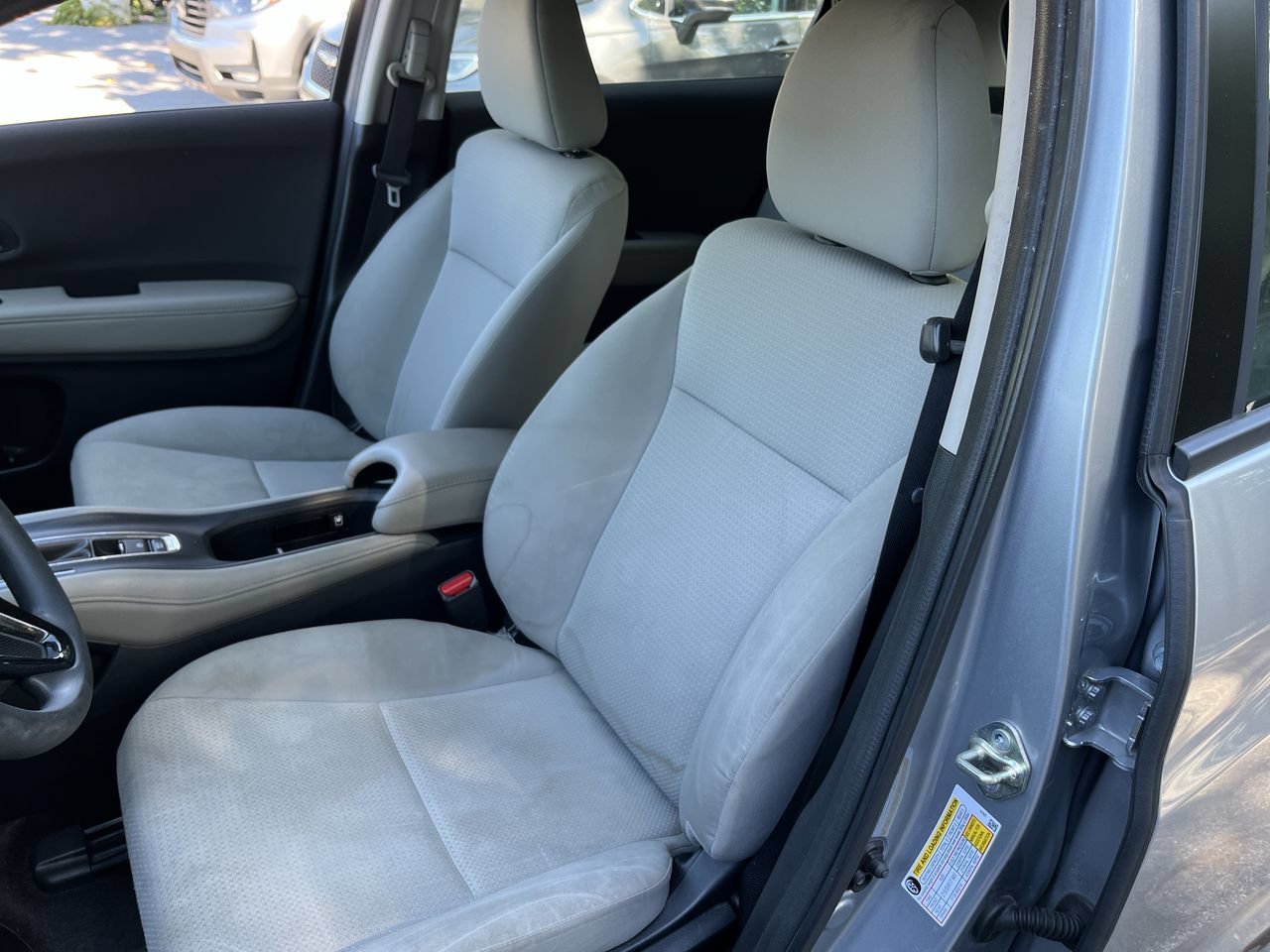Used 2020 Honda HR-V LX image 5