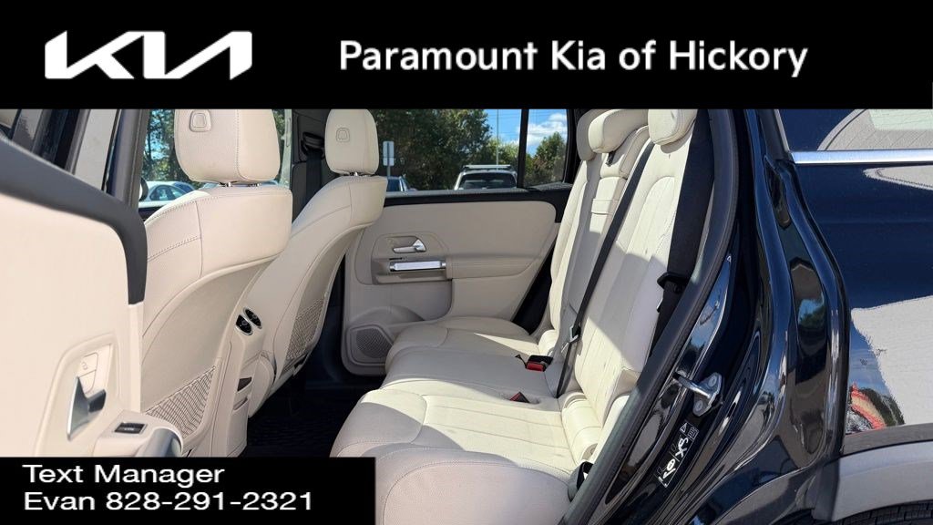Used 2022 Mercedes-Benz GLB 250 4MATIC image 27