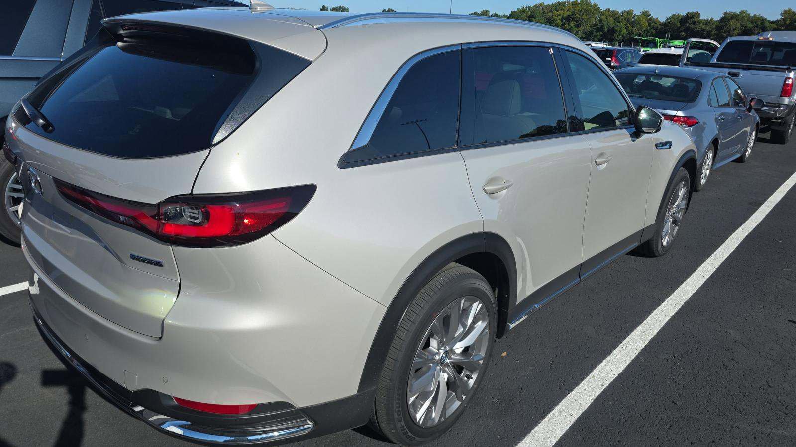 Certified 2025 MAZDA CX-90 3.3 Turbo w/ Premium Plus Pkg image 27