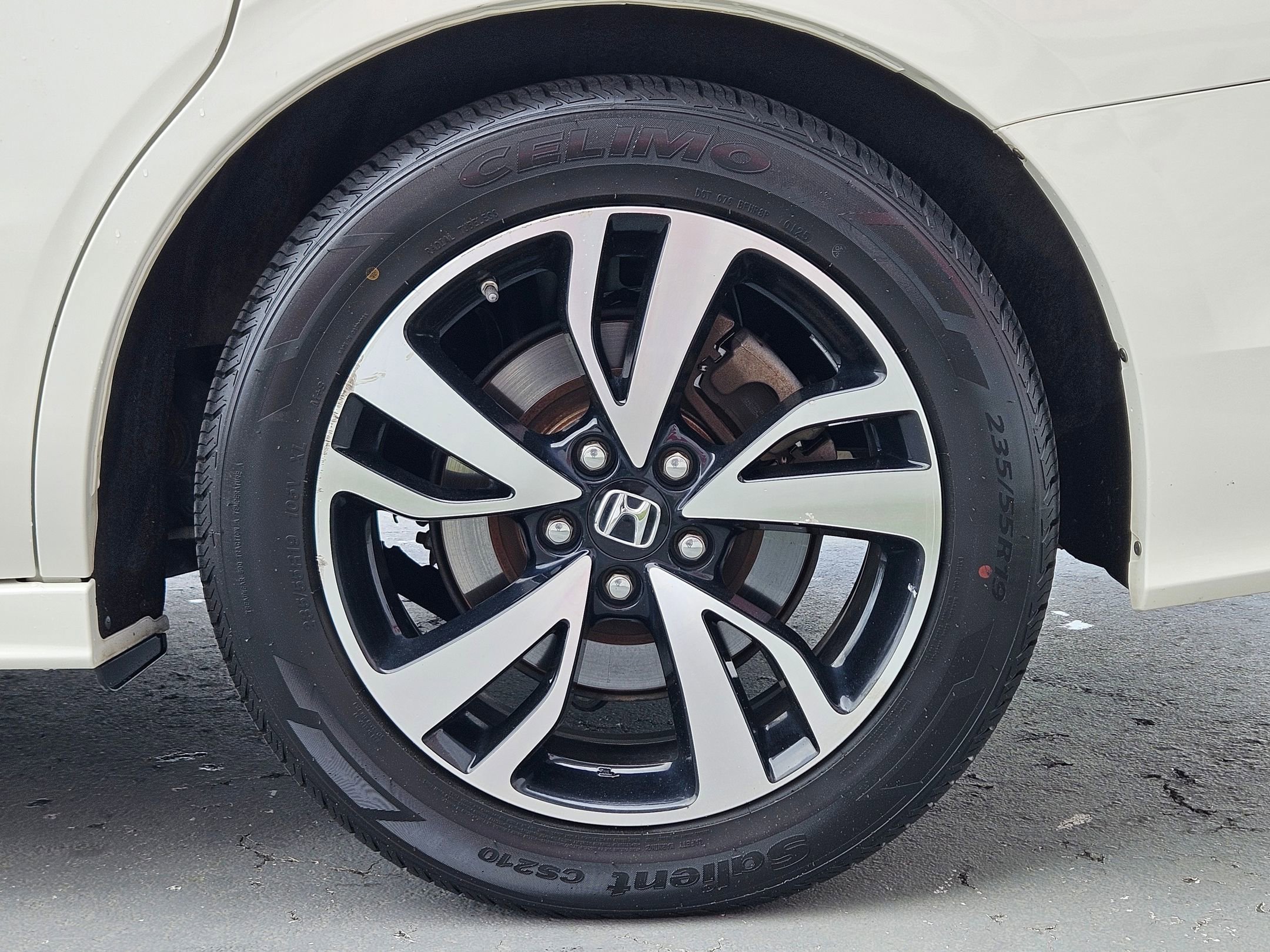 Used 2019 Honda Odyssey Elite image 28