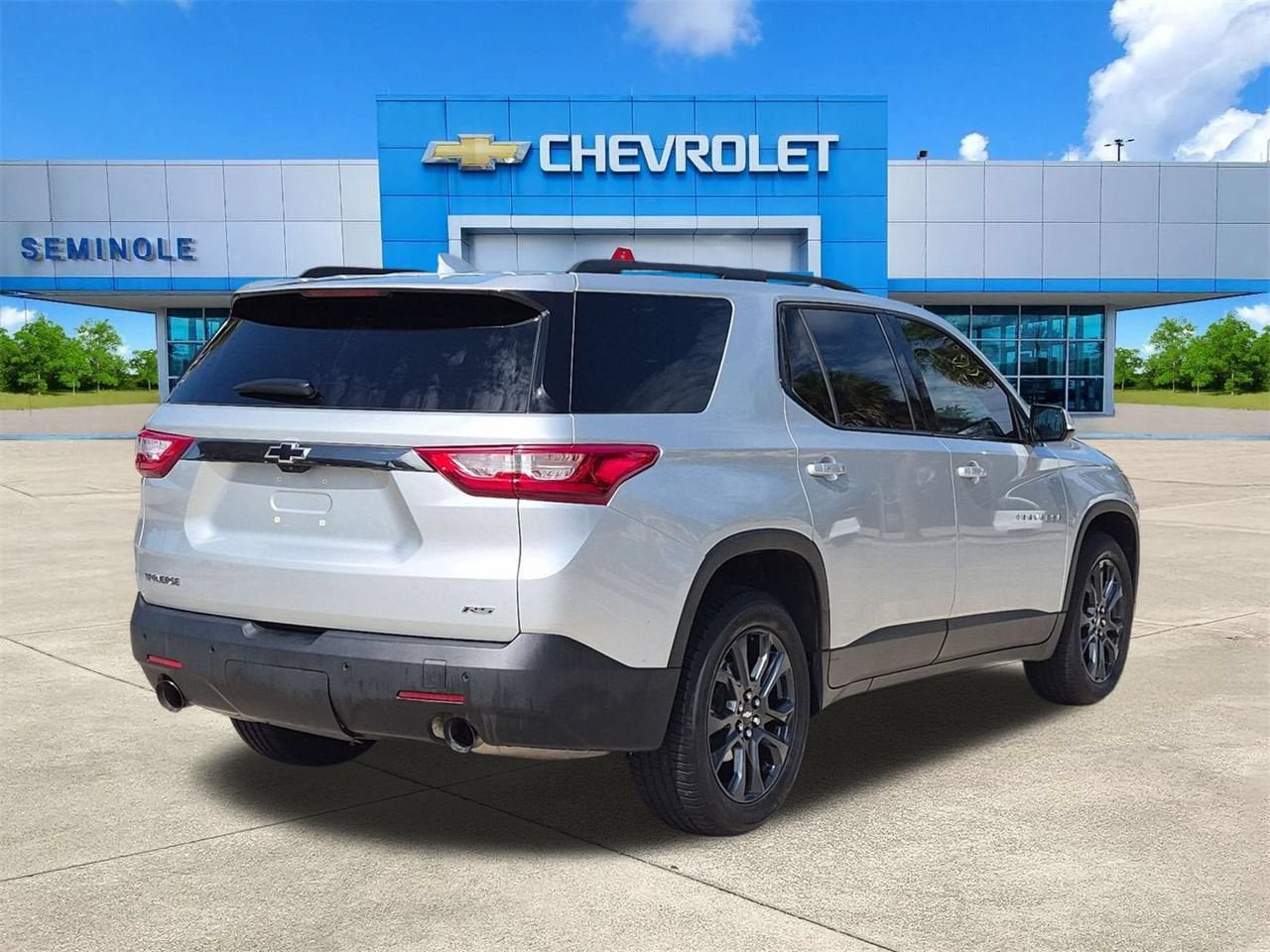 Used 2019 Chevrolet Traverse RS FWD image 4