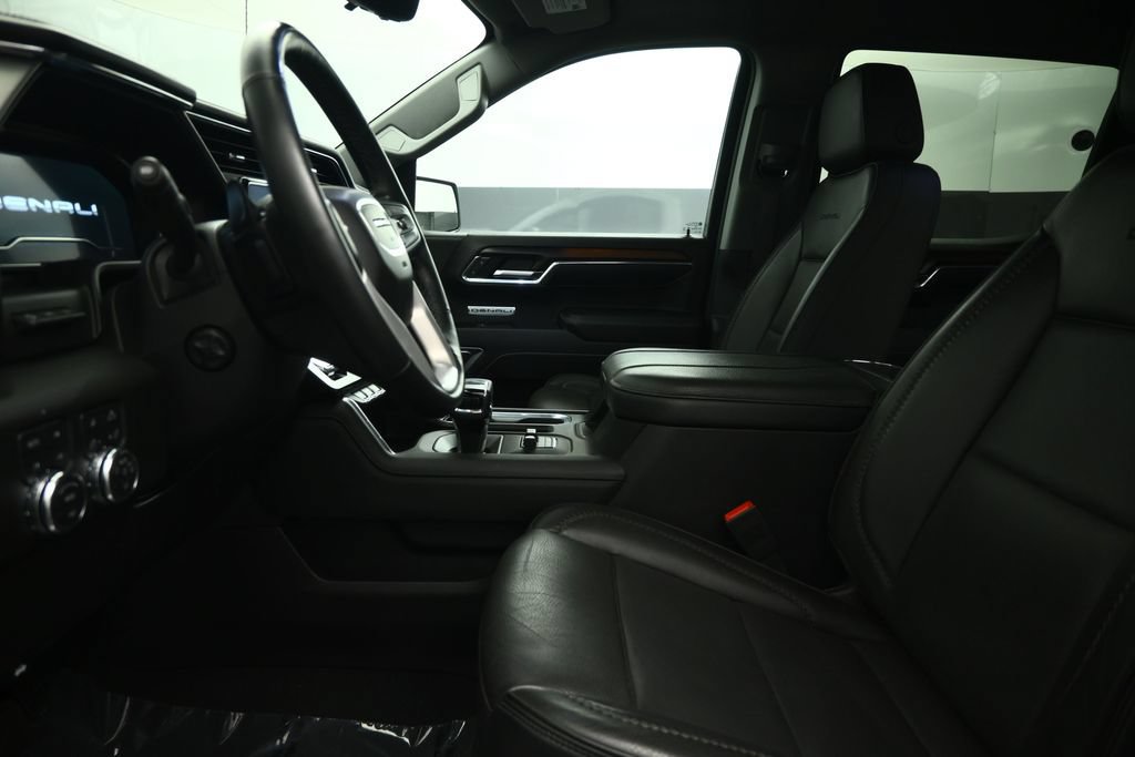 Used 2025 GMC Sierra 1500 Denali w/ Technology Package AWD/4WD image 51