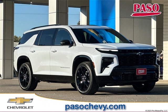 New 2026 Chevrolet Traverse RS image 1